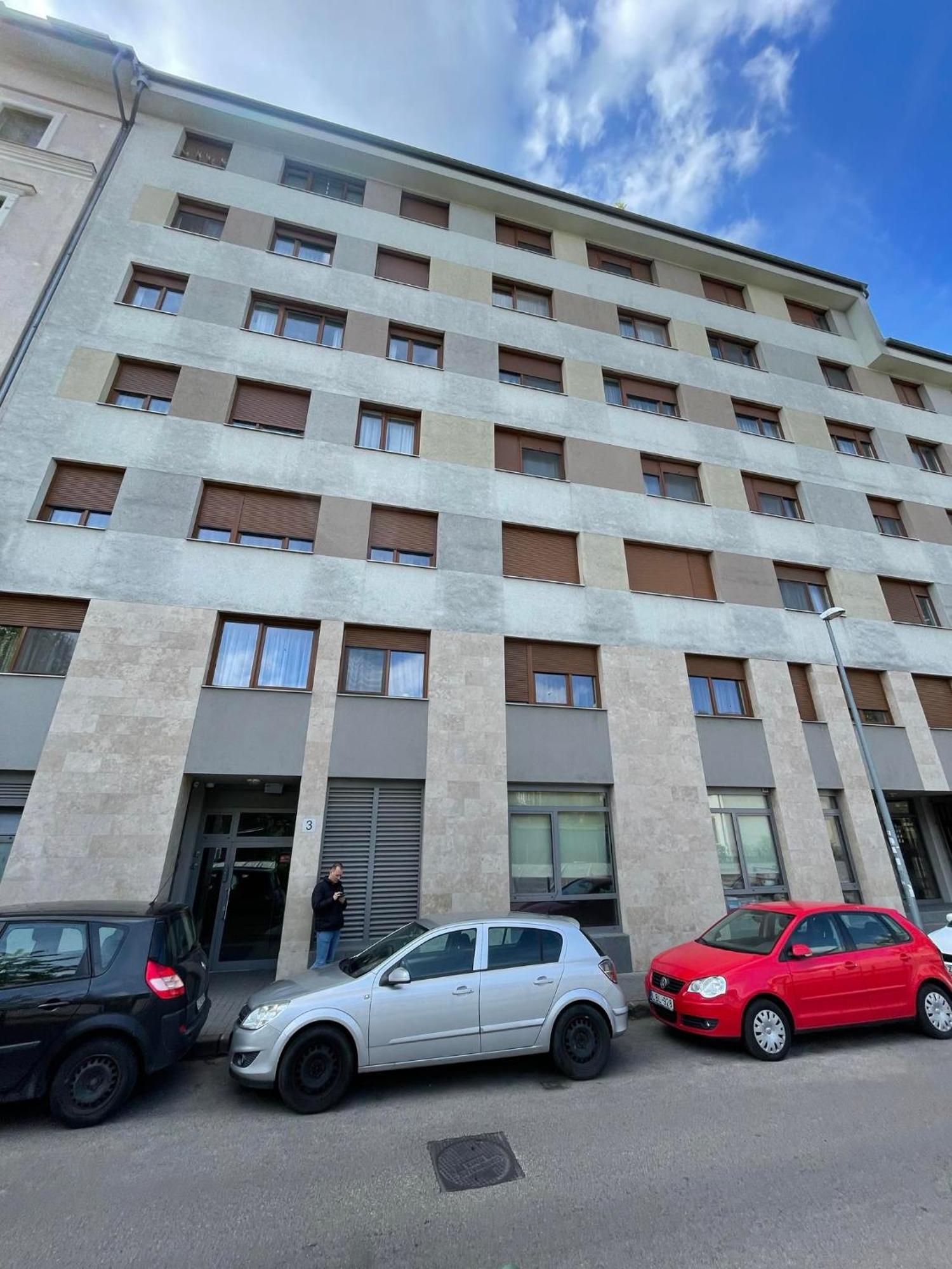 Green City Apartment Budapest - Free Garage, Ac, Balcony, Wi-Fi Exterior photo